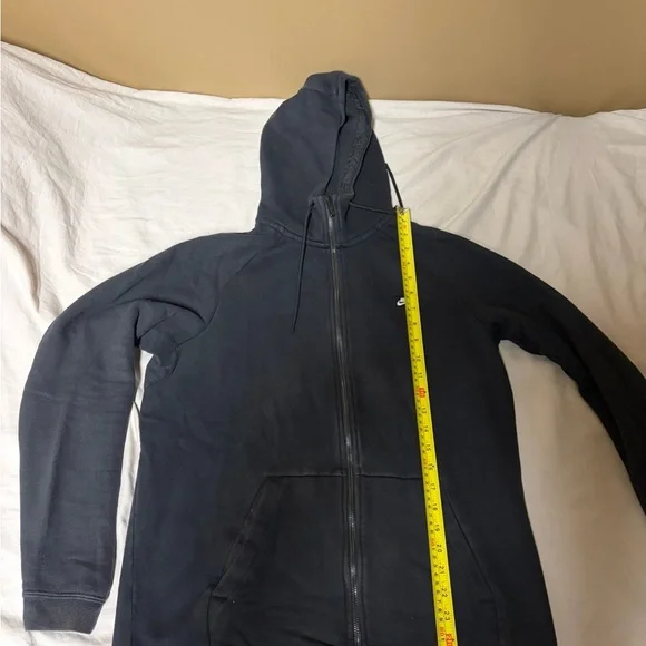 Nike Men's Black Zip-Up Sweater - Picture 3 of 5